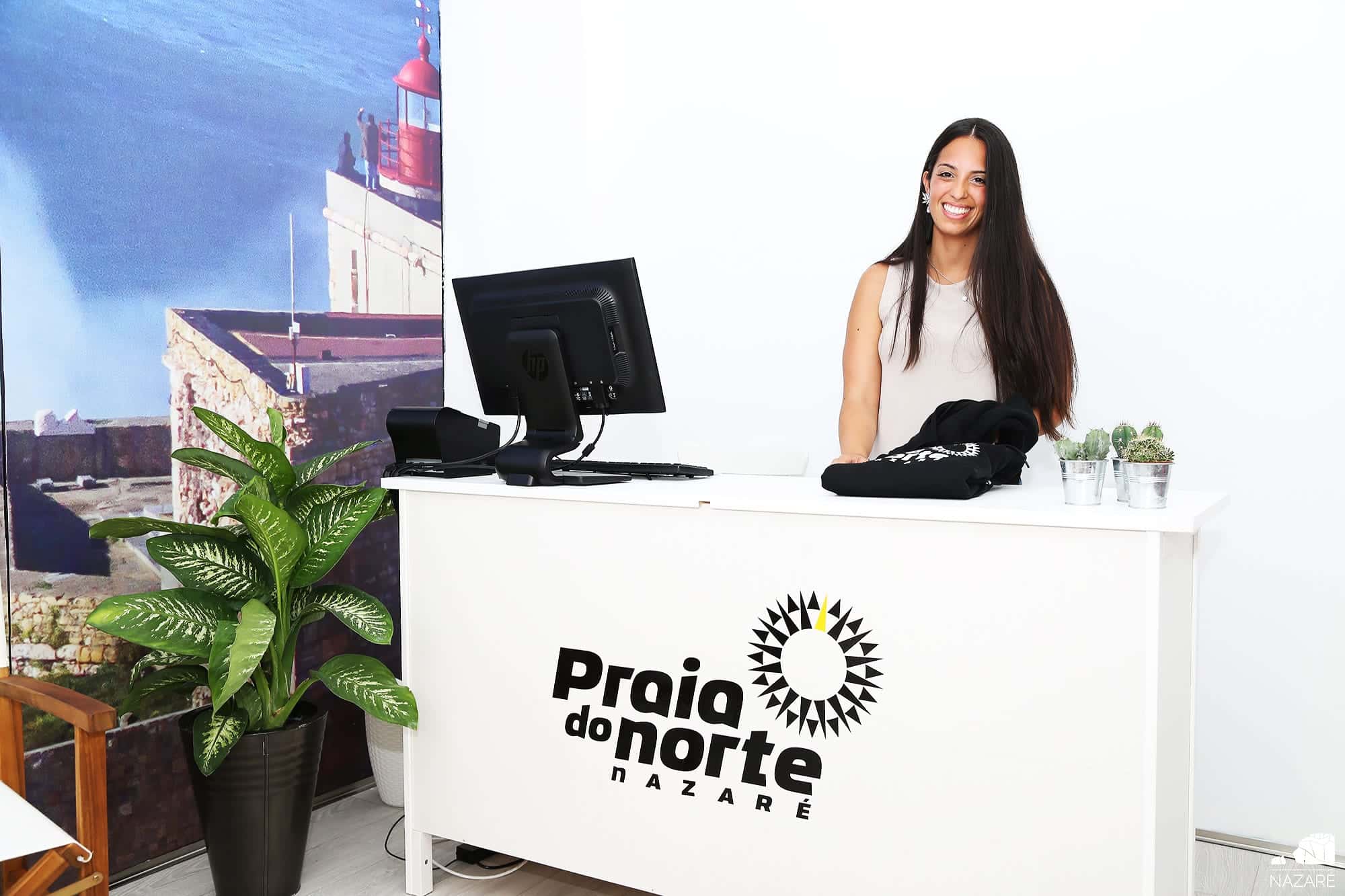 Marca Praia do Norte abre loja na vila da Nazaré